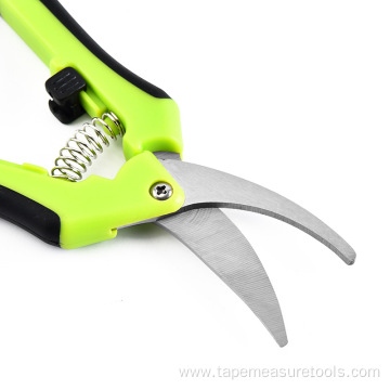 Curved blade head gardening scissors